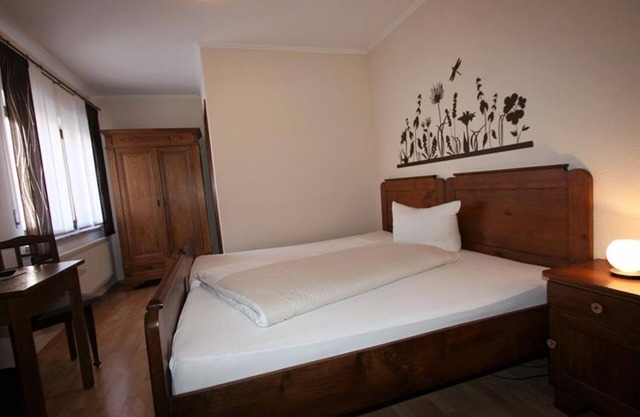 Small double room - Gasthaus-Pension-Rest. Bucket