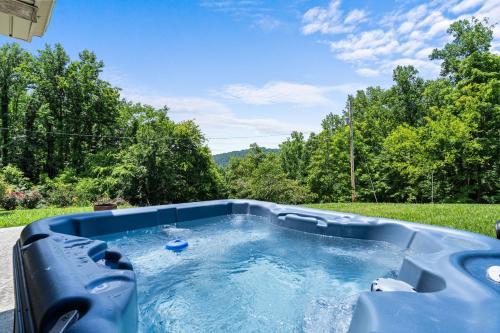 Smoky Everest chalet