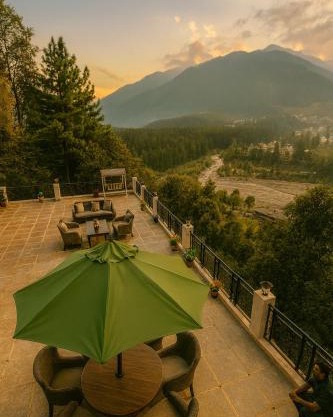 Snow Clad Riverview Hotel & Resort, Manali