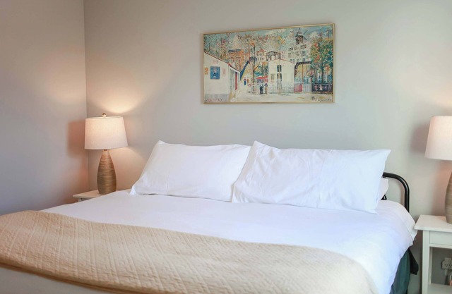 Sojourn's Sea Views with Balcony Sleeps 6