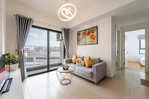 Solena Landmark Riverside Apartment
