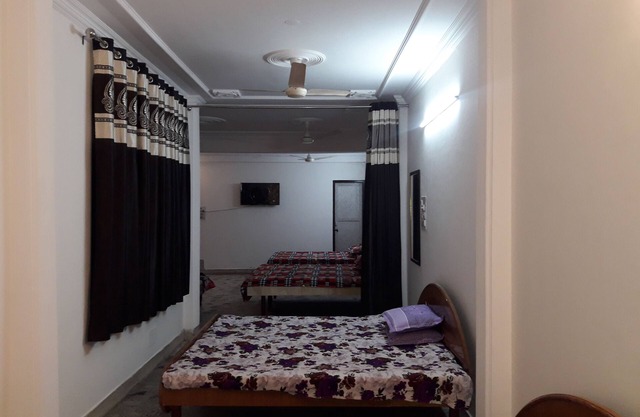 Soni guest house near