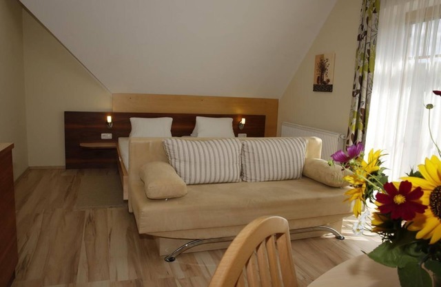 Sonnenzimmer - Gästehaus Waldpanorama