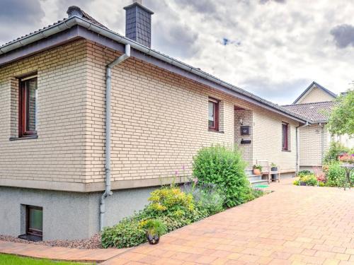 Sonnige Wohnung in Bad Driburg mit Garten