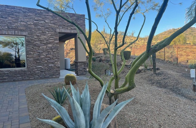 Sonoran Hiking Trails 2 Room Casita w Mountain Views borders National Preserve n
