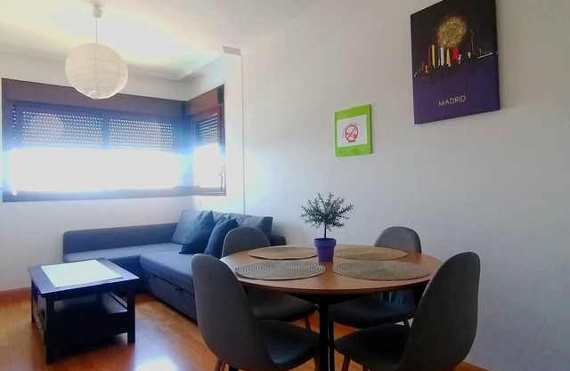 Soothing apartment with AC in vibrant Madrid