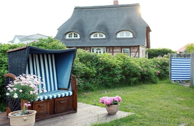 South Beach (Beach House)