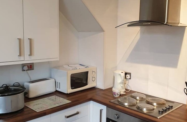 South Shield's Hidden Gem Garnet 3 Bedroom Apartme