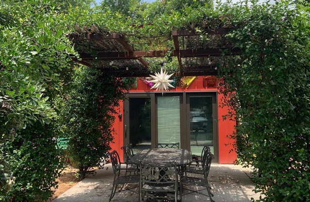 Southtown Guest Cottage is a perfect location to enjoy historic San Antonio.