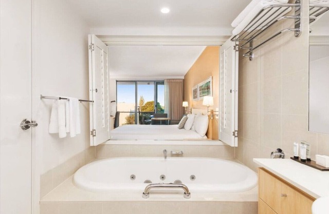 Spa Retreat Ballina - Your own private spa to enjoy - FREE Wi-Fi