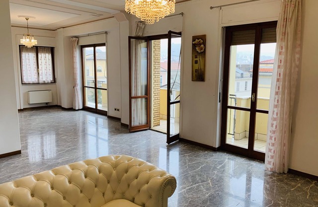 Spacious city center apartment