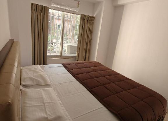 Spacious 1 BHK Apartment in Sanpada, 9 mins from Vashi Station