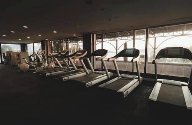 Spacious 2+1 Suite w/Terrace