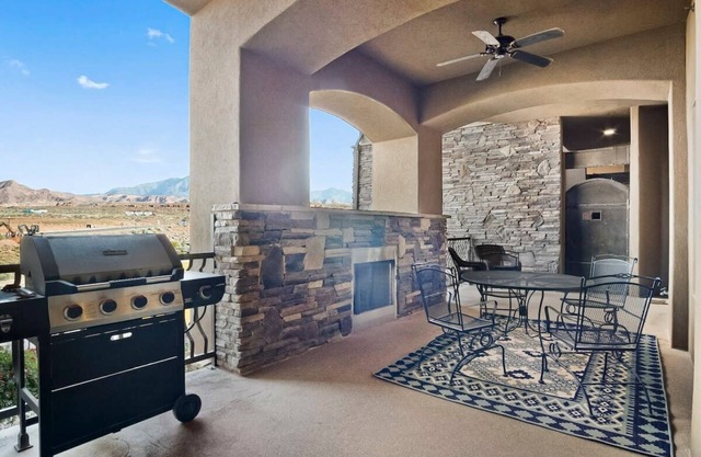 Spacious 2-Bed Suite | Sunset Views, Private Patio & Fireplace