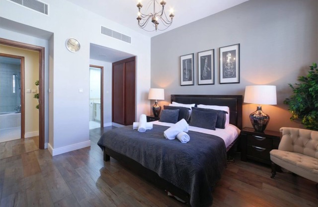 Spacious 2 bedroom/2 bathroom apartment in Motor City-Dubai