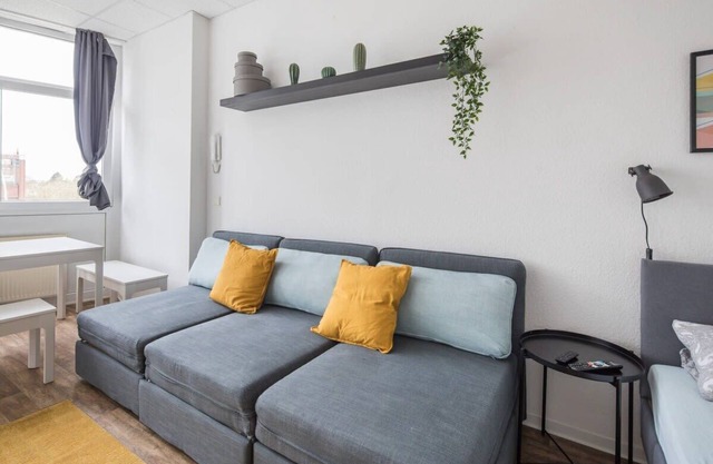 Spacious 2 BR Apartment Hamburg