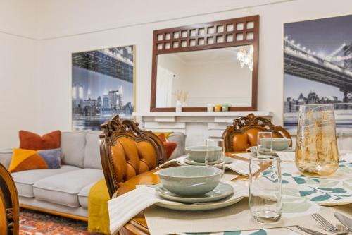 Spacious 3 BR Luxury home in Ballarat Central- Souverain Hill, Kryal Castle