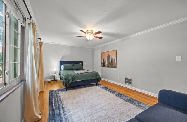 Spacious 3BR Condo Walk to Franklin Park, Near Airport