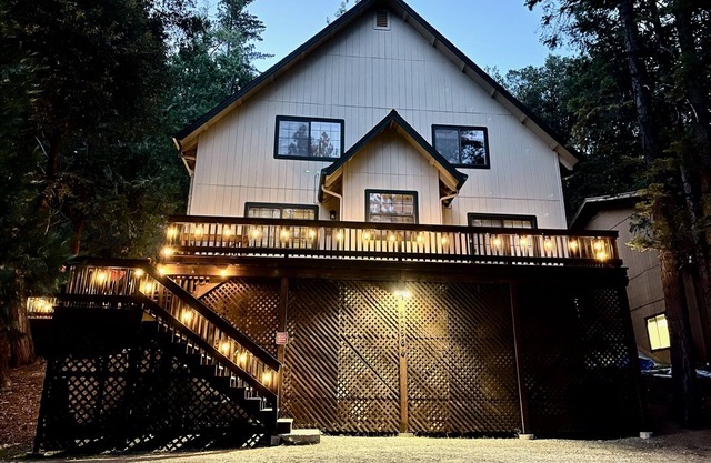 Spacious 3BR Mi Wuk Cabin | Deck, Grill & More