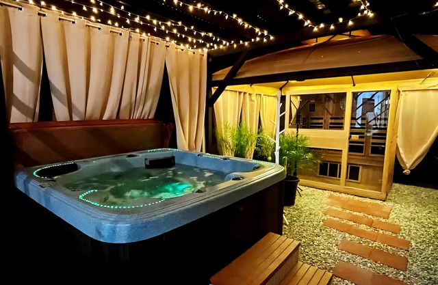 Spacious 4BR Retreat in Pomona | Sauna + Hot Tub