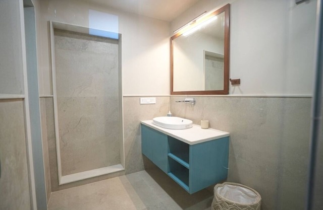 Spacious 5-bedroom apartment with WiFi, AC in marvelous Jaipur