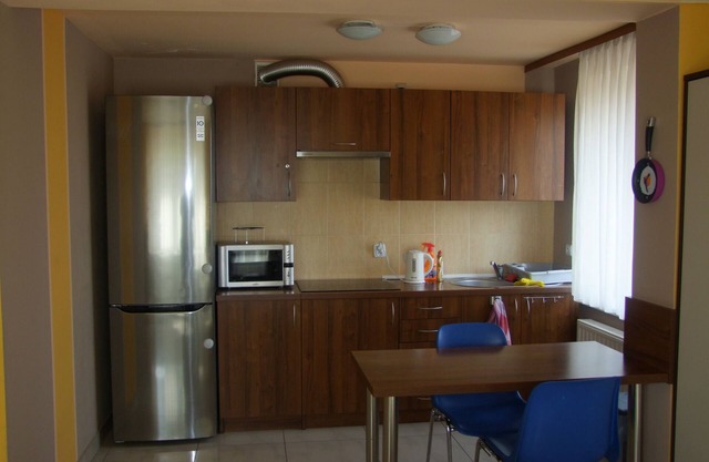 Spacious 5-bedroom building in charming Rzeszów with AC, WiFi