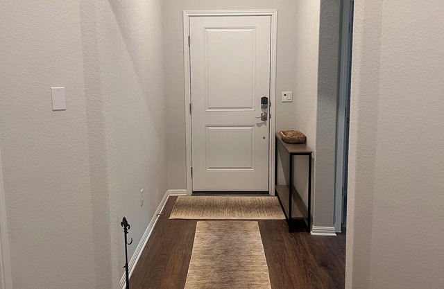 Spacious 5-bedroom house with WiFi and AC in delightful Kyle