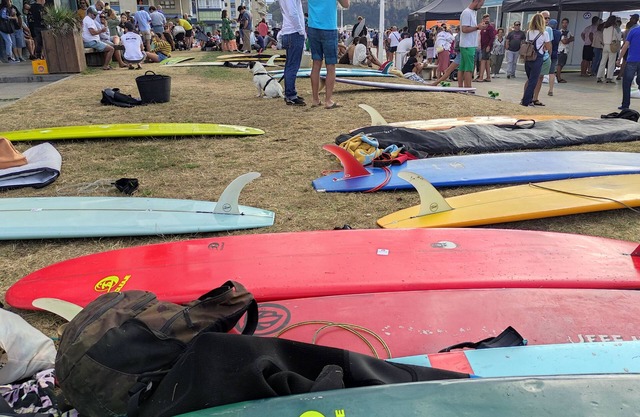 Spacious and bright apartment near the beach.!