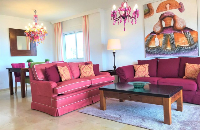 spacious apartment for 5 people on beachfront w. panoramis views