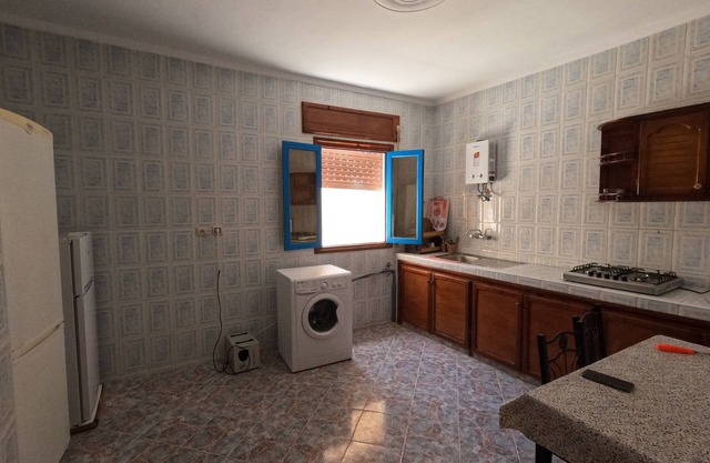 Spacious apartment with sea view