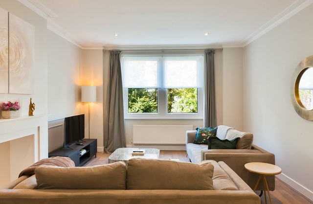 Spacious beautiful 3 bed apartment