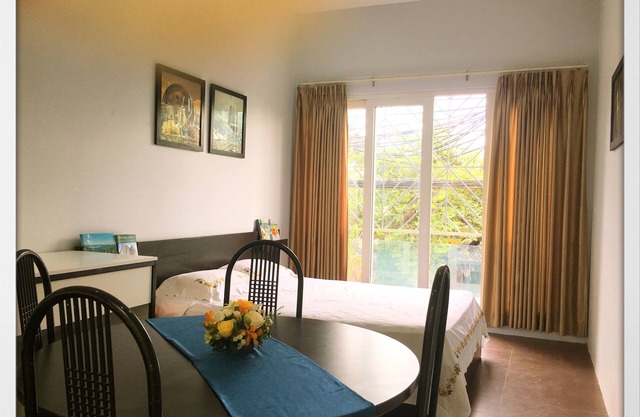Spacious Bedroom with Sunshine Balcony in Hanoi