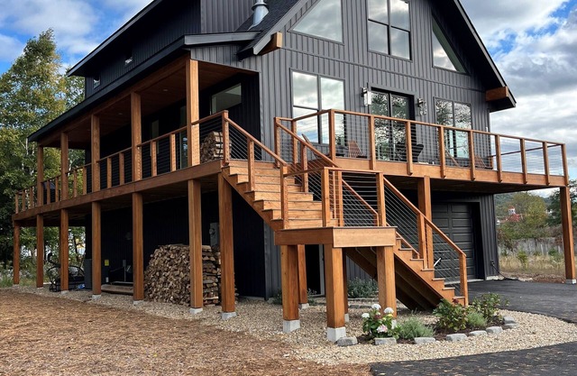 Spacious Brand New 5-bedroom Loon mountain escape
