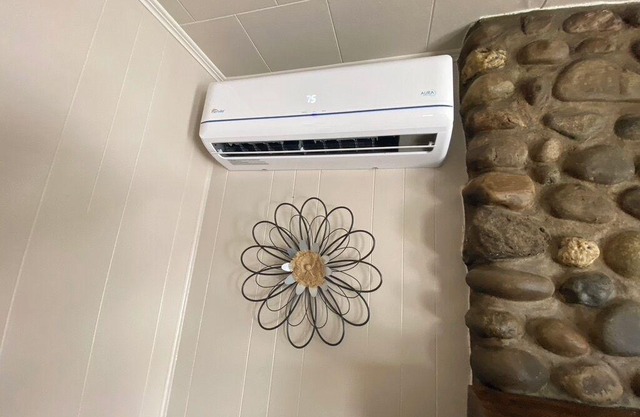 Spacious & Charming Lakeview Home – Perfect for Families & Getaways