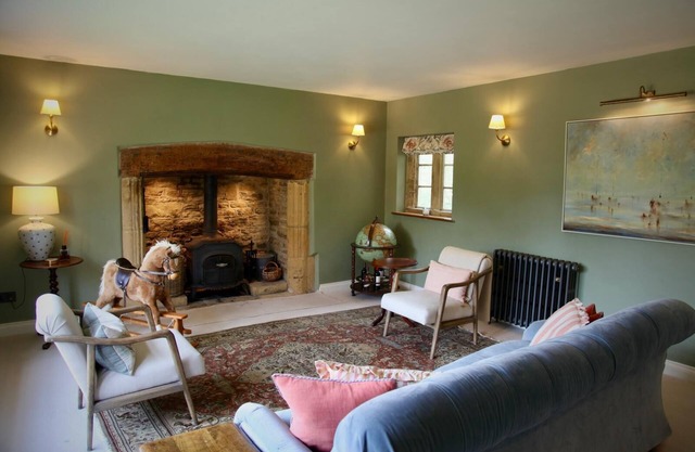 Spacious Countryside Home with Annex, Cotswolds