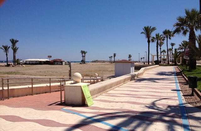 Spacious, family-friendly villa with private swimming pool and beautiful view