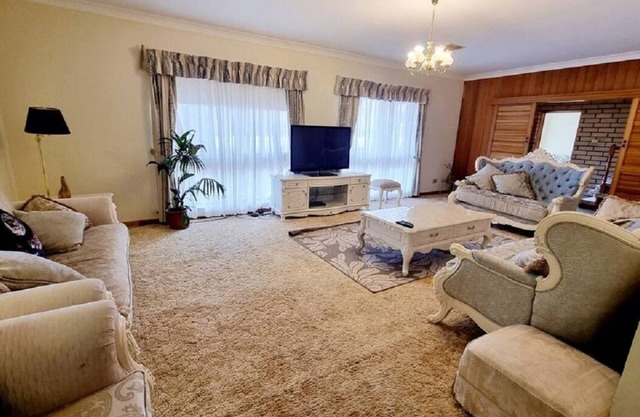 Spacious Holiday Home - Waikerie