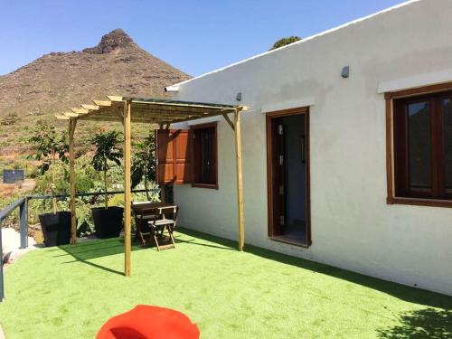 Spacious house in Arona with terrace and garden