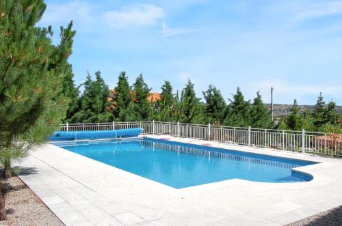 Spacious house with mountain view in Vila Fernando