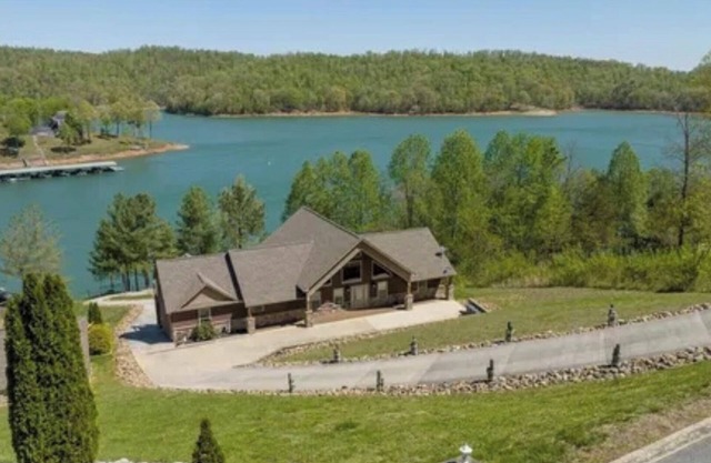 SPACIOUS Lakeside Home in the perfect LOCATION near all the action!