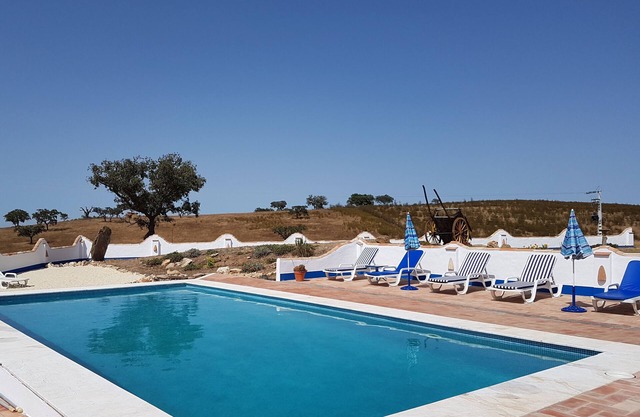 Spacious luxury country house. Shared pool. Fully wheelchair accessible