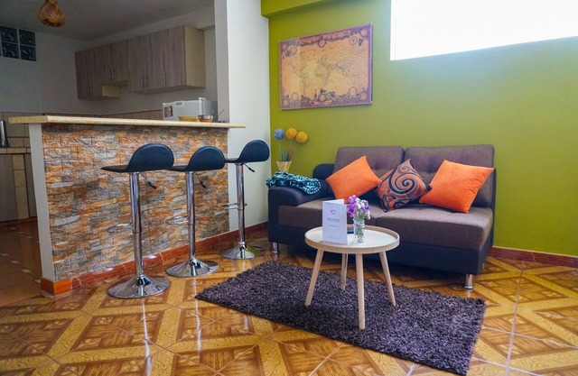 Spacious & modern apartment in San Blas area, 10 mins. walking from Pl. de Armas