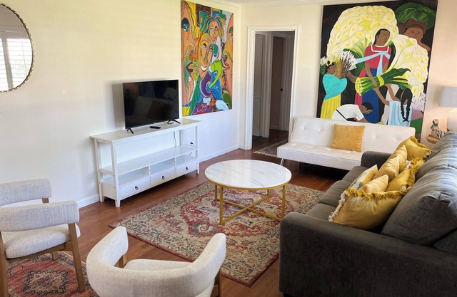 Spacious & Peaceful 3BR 2bath 4 Queen Bed Near down town & nice neighborhood