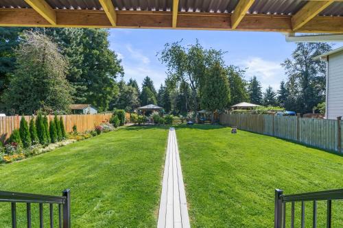 Spacious RiverSide House, 10 mins to SeaTac Airport