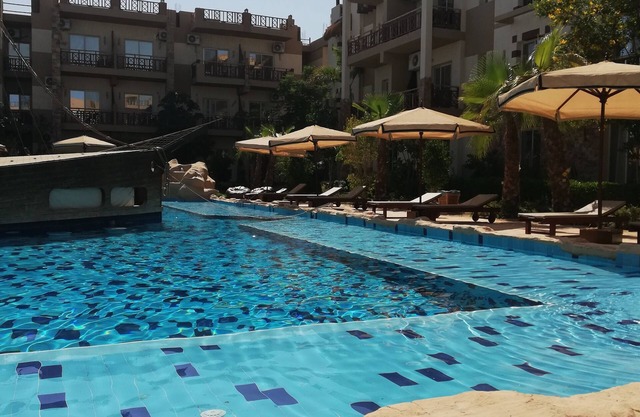 Spacious Studio in Compound in Magawish/Hurghada