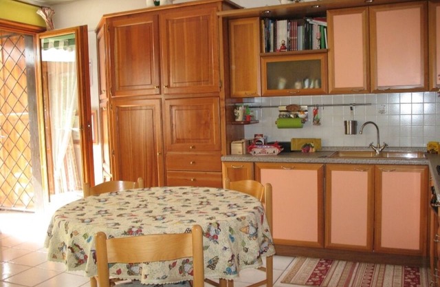 Spacious two-room apartment with garden and parking space