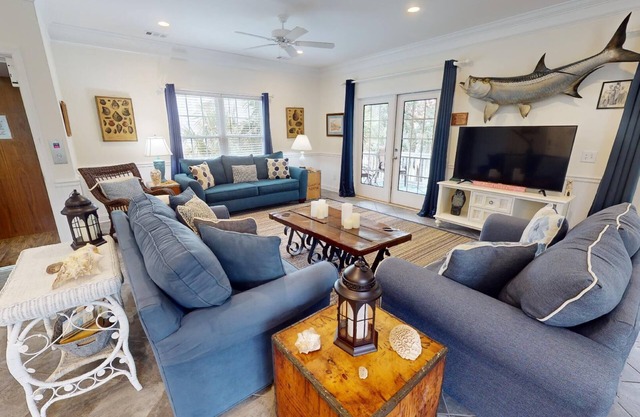 Spacious Tybee Retreat w/Porch, Serene Setting Near Beach