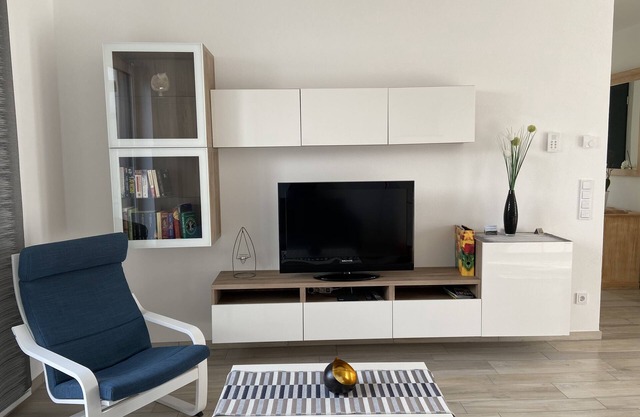 Spacious vacation apartment with a view of the vineyards in Mehring