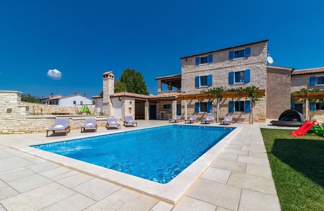 Spacious Villa, with private pool in a peaceful village away from city crowds!