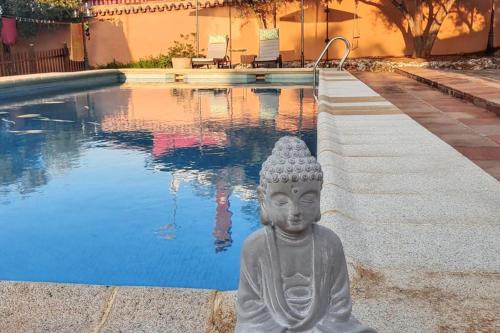 Spacious Villa with Private Pool in Hornachuelos